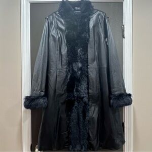 Timothy Daniel’s Elegant Black‎ Leather Faux Fur Trim Coat. Size Large.